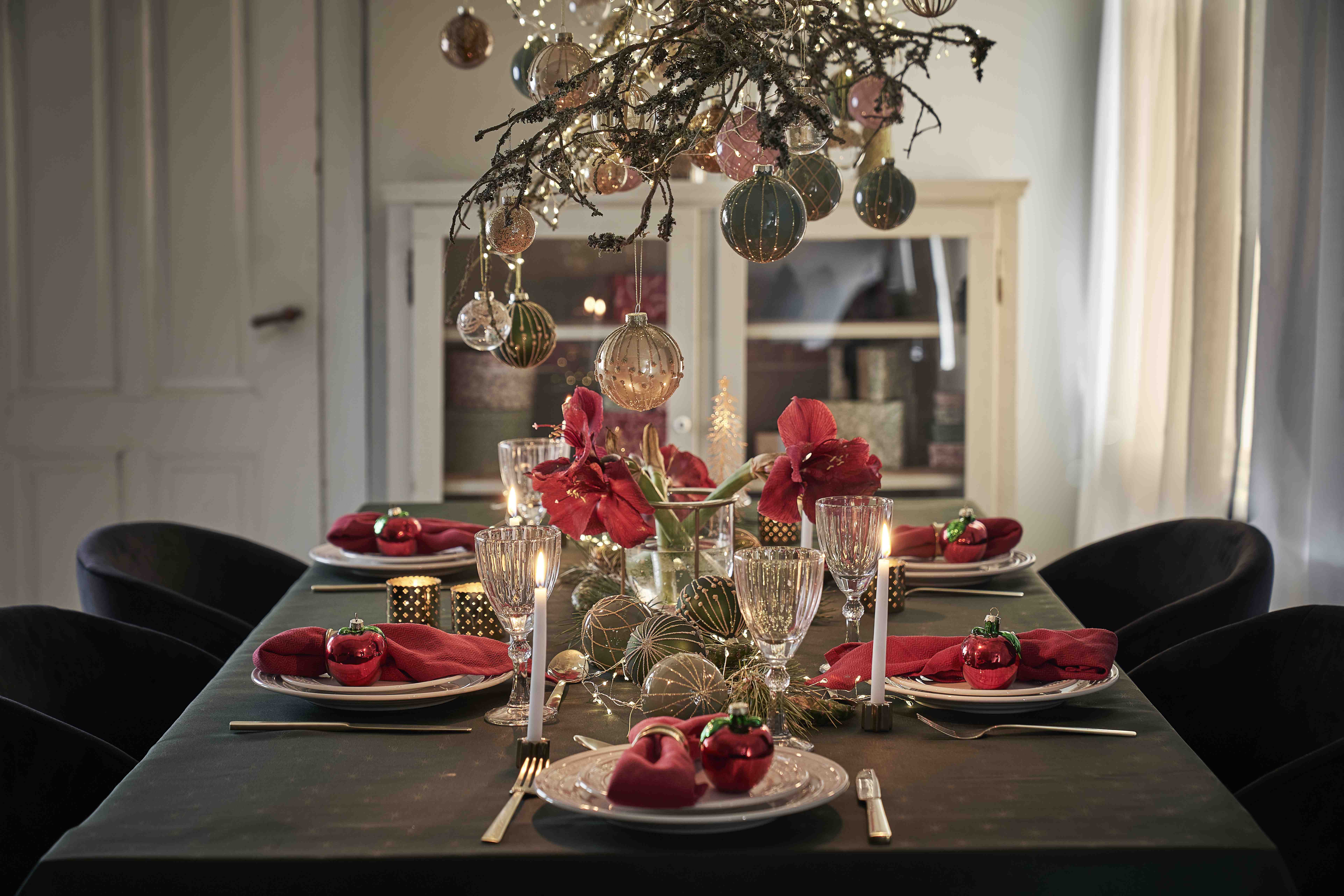 CREATE MEMORABLE MOMENTS THIS CHRISTMAS