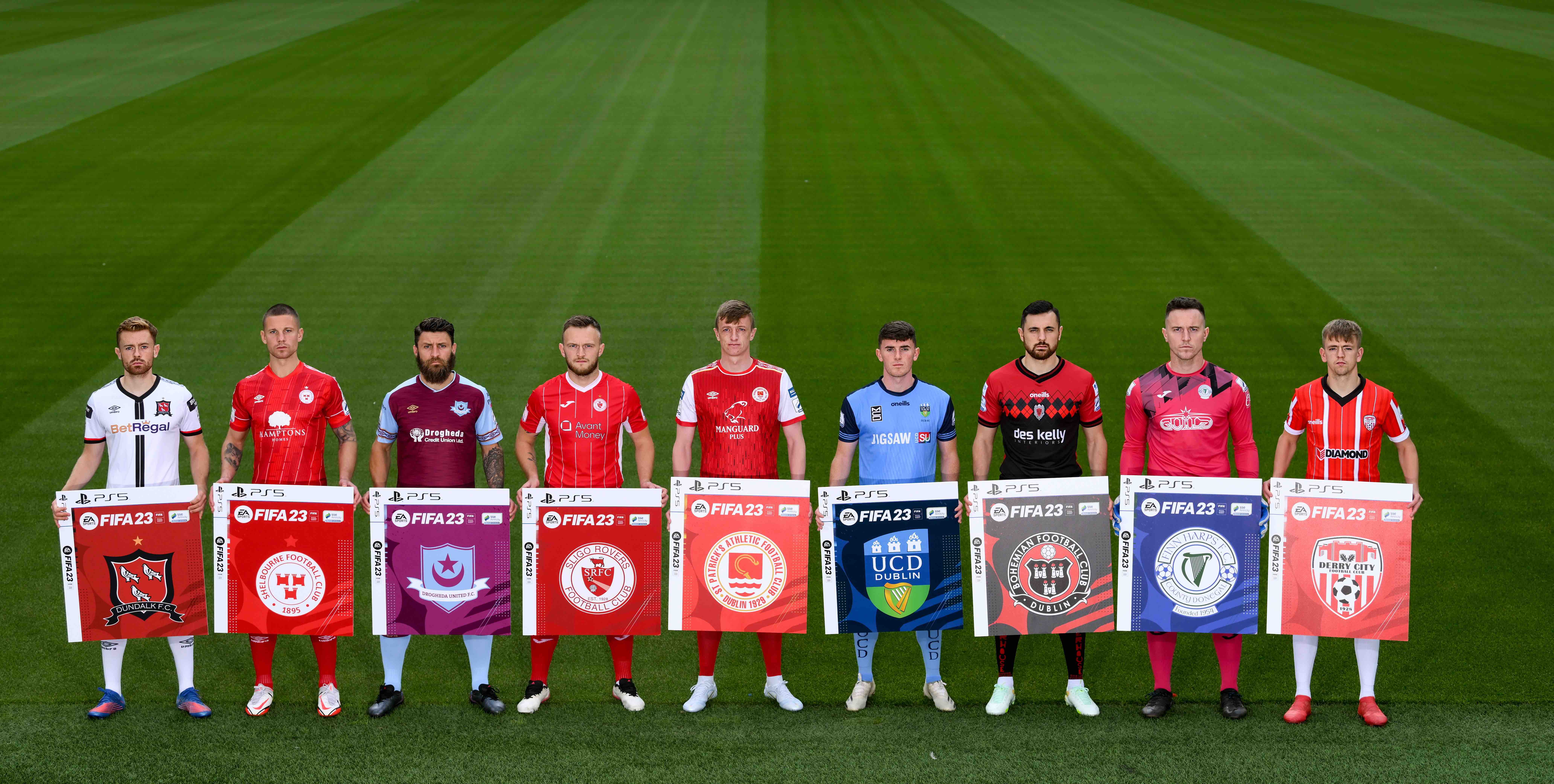 21 September 2022; Return of the packs! SSE Airtricity League FIFA 23 Club Packs are back! Featuring the individual club crest of all 10 Premier Division teams, these exclusive sleeves will be available to download free from https://www.ea.com/games/fifa/fifa-23 when the game launches Friday, 30th September! SSE Airtricity League players, from left, Paul Doyle of Dundalk, Luke Byrne of Shelbourne, Gary Deegan of Drogheda United, David Cawley of Sligo Rovers, Chris Forrester of St Patrick's Athletic, Michael Gallagher of UCD, Jordan Flores of Bohemians, Gavin Mulreany of Finn Harps and Ciaron Harkin of Derry City during the FIFA 23 SSE Airtricity League cover launch at Aviva Stadium in Dublin. Photo by Stephen McCarthy/Sportsfile *** NO REPRODUCTION FEE ***